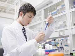 國家關注規范科研人員的收入